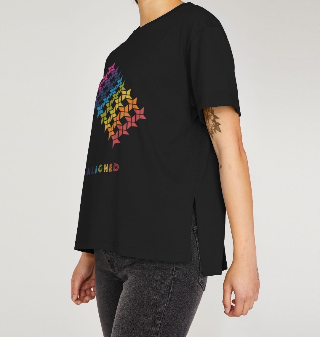 Aligned - Women's Remill® Relaxed Fit T-shirt